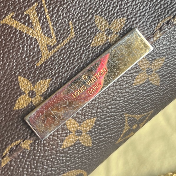 Louis Vuitton Favourite MM Monogram - Picture 13 of 13